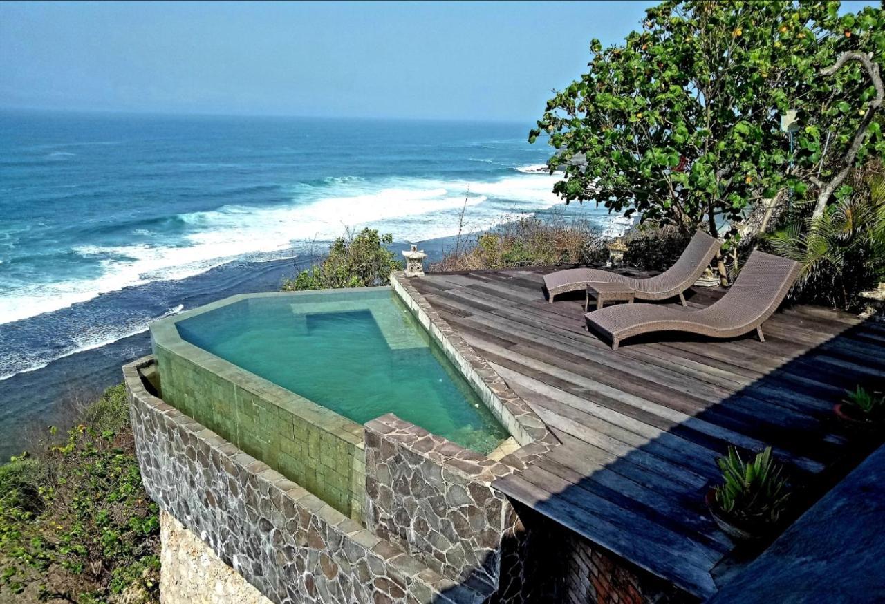 Batu Hill Villa Watukarung Buitenkant foto
