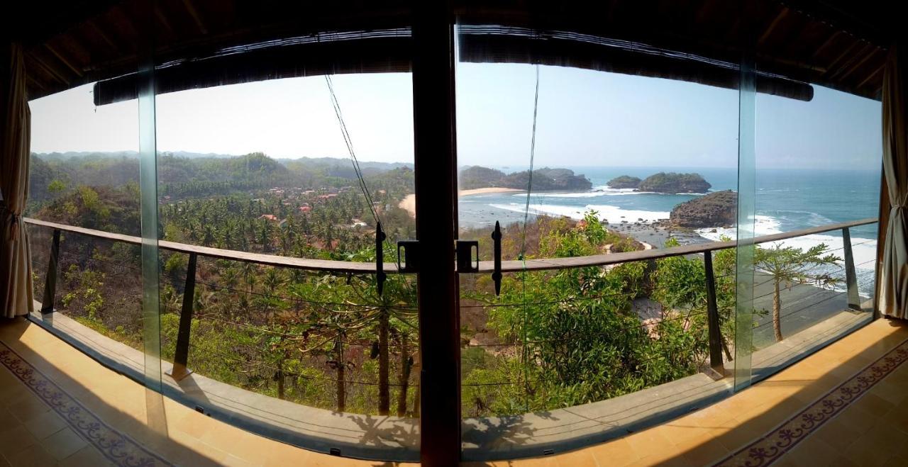 Batu Hill Villa Watukarung Buitenkant foto