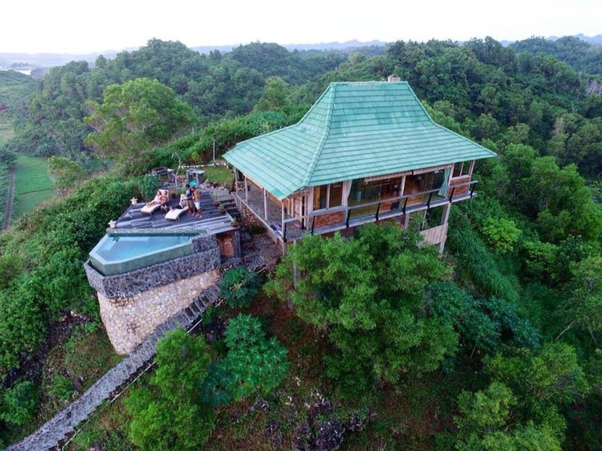 Batu Hill Villa Watukarung Buitenkant foto